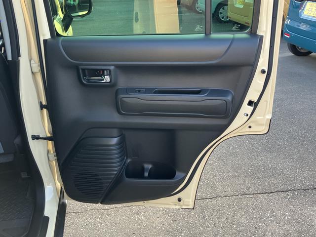 ハスラー Ｊスタイル／サポカー　衝突安全ボディ　衝突被害軽減システム　全方位モニター付メモリーナビ　ドライブレコーダー　ＥＴＣ　アイドリングストップ　プッシュスタート　オートライト　シートヒーター　オートエアコン　盗難防止システム（43枚目）