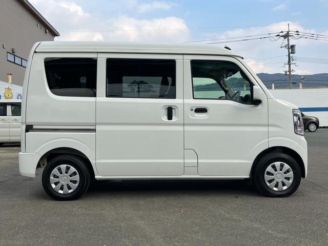 エブリイ PC 6型 バックアイカメラ付ディスプレイ装着車/サポカー デュアルカメラブレーキサポート│LEDヘッドランプ│12インチホイールキャップ│ウレタンステアリングホイール│マニュアルエアコン(22枚目)