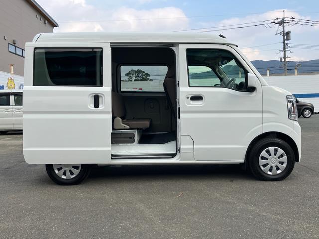 エブリイ PC 6型 バックアイカメラ付ディスプレイ装着車/サポカー デュアルカメラブレーキサポート│LEDヘッドランプ│12インチホイールキャップ│ウレタンステアリングホイール│マニュアルエアコン(23枚目)