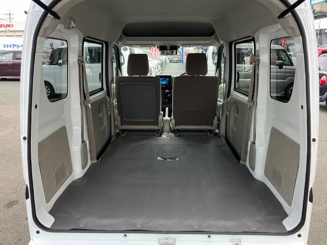 エブリイ PC 6型 バックアイカメラ付ディスプレイ装着車/サポカー デュアルカメラブレーキサポート│LEDヘッドランプ│12インチホイールキャップ│ウレタンステアリングホイール│マニュアルエアコン(26枚目)