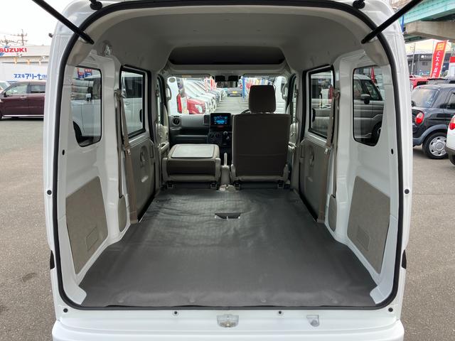 エブリイ PC 6型 バックアイカメラ付ディスプレイ装着車/サポカー デュアルカメラブレーキサポート│LEDヘッドランプ│12インチホイールキャップ│ウレタンステアリングホイール│マニュアルエアコン(27枚目)