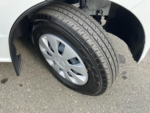 エブリイ PC 6型 バックアイカメラ付ディスプレイ装着車/サポカー デュアルカメラブレーキサポート│LEDヘッドランプ│12インチホイールキャップ│ウレタンステアリングホイール│マニュアルエアコン(29枚目)