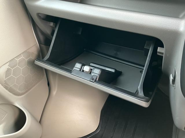 エブリイ PC 6型 バックアイカメラ付ディスプレイ装着車/サポカー デュアルカメラブレーキサポート│LEDヘッドランプ│12インチホイールキャップ│ウレタンステアリングホイール│マニュアルエアコン(40枚目)