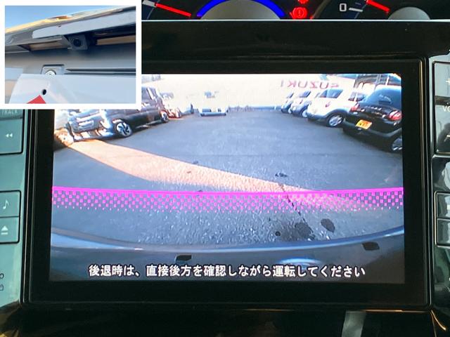 タント カスタムＲＳ　衝突安全ボディ　アイドリングストップ　後席両側電動スライドドア　純正ナビ　バックカメラ　ＥＴＣ　オートライト　オートエアコン　盗難防止システム（12枚目）