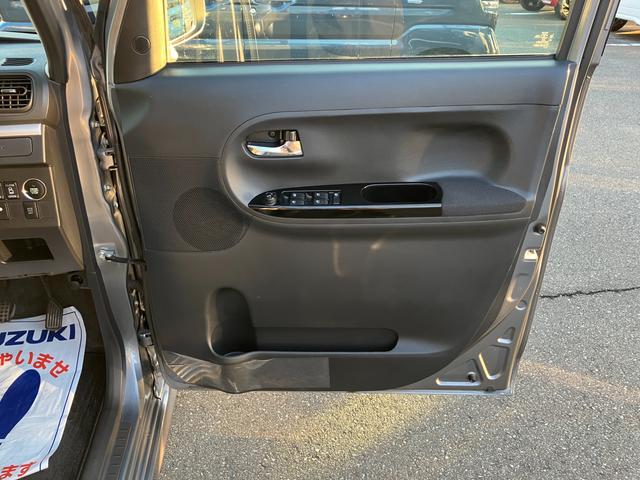 タント カスタムＲＳ　衝突安全ボディ　アイドリングストップ　後席両側電動スライドドア　純正ナビ　バックカメラ　ＥＴＣ　オートライト　オートエアコン　盗難防止システム（28枚目）