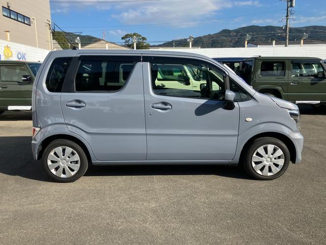 �R���p�N�g�ȃT�C�h�r���[�ł��I��l�S�l�ł����낰�鎺����ԂɁB