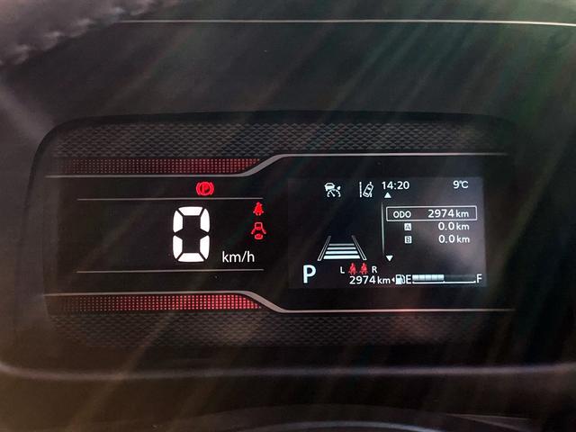 スペーシアカスタム カスタム HYBRID XS/フルLED/サポカー 衝突安全ボディ 衝突被害軽減システム オーディオレス アイドリングストップ プッシュスタート 後席両側電動スライドドア オートエアコン シートヒーター 盗難防止システム(14枚目)