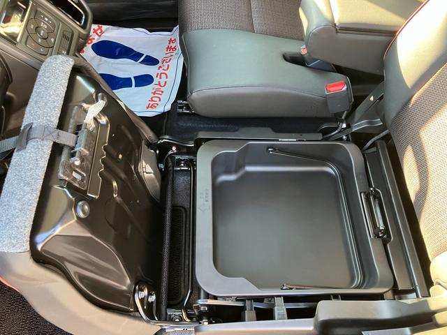 スペーシアカスタム カスタム HYBRID XS/フルLED/サポカー 衝突安全ボディ 衝突被害軽減システム オーディオレス アイドリングストップ プッシュスタート 後席両側電動スライドドア オートエアコン シートヒーター 盗難防止システム(31枚目)