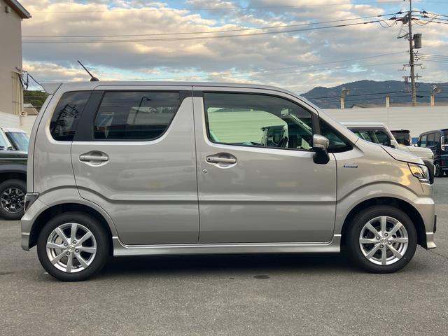 �R���p�N�g�ȃT�C�h�r���[�ł��I��l�S�l�ł����낰�鎺����ԂɁB