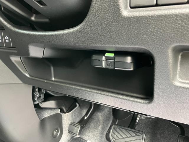 スペーシアカスタム ＨＹＢＲＩＤ　ＸＳ　３型／全方位モニター用カメラ／サポカー　衝突安全ボディ　衝突被害軽減システム　アイドリングストップ　純正ナビ　ドライブレコーダー　ＥＴＣ　後席両側ワンアクションパワースライドドア　オートエアコン　シートヒーター　盗難防止システム（37枚目）