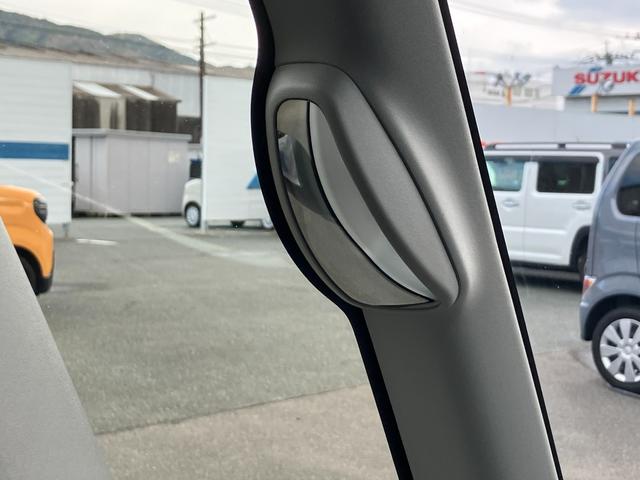 スペーシアカスタム ＨＹＢＲＩＤ　ＸＳ　３型／全方位モニター用カメラ／サポカー　衝突安全ボディ　衝突被害軽減システム　アイドリングストップ　純正ナビ　ドライブレコーダー　ＥＴＣ　後席両側ワンアクションパワースライドドア　オートエアコン　シートヒーター　盗難防止システム（40枚目）