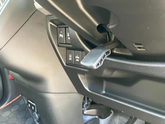 �X�e�A�����O�̍������^�]���₷�������ɒ�������y�`���g�X�e�A�����O�z