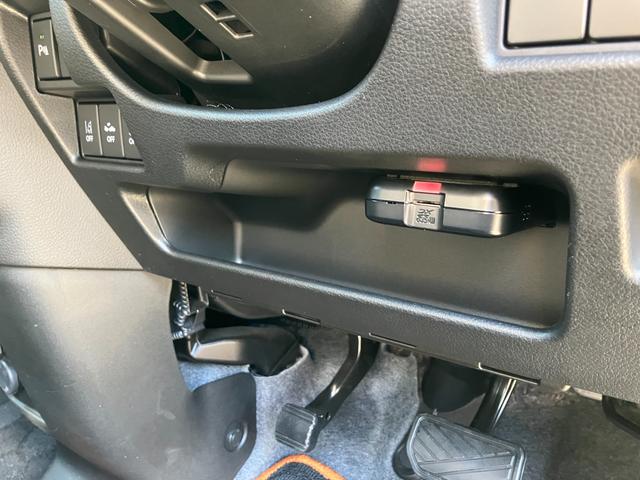 �X�e�A�����O���̎��[�X�y�[�X�y�C���p�l�A���_�[�g���[�z�ł��B������Ƃ�������u���̂ɕ֗��ł��B