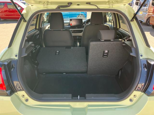 �ו��̃^�C�v�◘�p�V�[���ɍ��킹�āA�L���@�\�I�ȃ��Q�b�W�X�y�[�X�����݂ɃA�����W�I