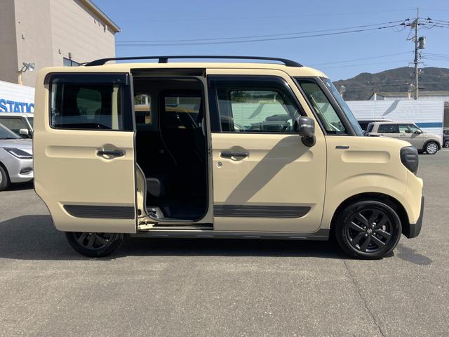 �T�C�h�r���[�ł��B�w��ЂƂŊJ�J���I�y��ȗ��������A�N�V�����p���[�X���C�h�h�A�z