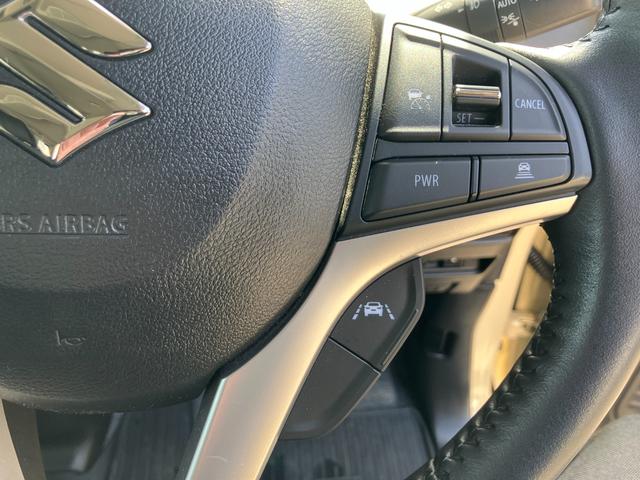 �X�e���I�J�����Ő�s�ԂƂ̋����𑪒肵�A�Ԋԋ����������ێ�����y�A�_�v�e�B�u�N���[�Y�R���g���[���z