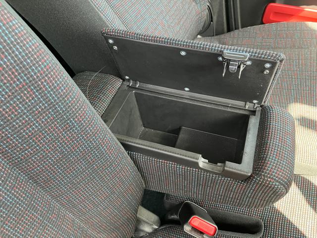 �^�]�ȂƏ���Ȃ̊Ԃɍ��z��g�тȂǂ�����Ƃ������������[�ł���y�t�����g�A�[�����X�g�{�b�N�X�z