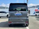 バックビューです。後方車両に点滅して急ブレーキを知らせる【エマージェンシーストップシグナル】を装備!