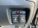 運転席よりスライドドアの開閉可能!