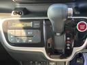 設定した温度に自動調整【オートエアコン】★一年を通して車内を快適に保ちます♪
