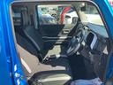 運転席は操作しやすく、ドライブが楽しくなります!