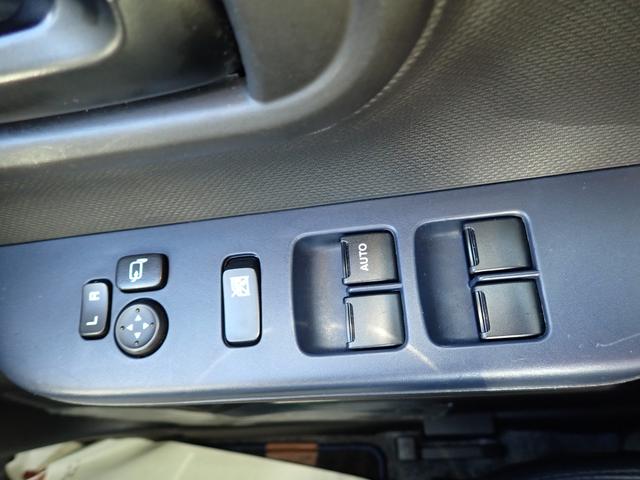 アルト Ｌ　アップグレードパッケージ　セーフティサポート　アップグレードパッケージ装着車［フルオートエアコン・リヤヘッドレスト・ＬＥＤヘッドランプ・スモークガラス・助手席シートヒーター・シートリフター・運転席バニティーミラー・全面ＵＶカットガラス］（14枚目）