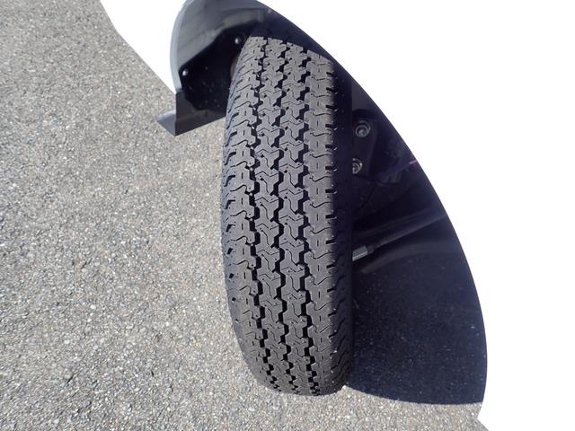 キャリイトラック KC エアコン・パワステ 7型 2WD 5速マニュアル セーフティサポート非装着車 キーレス パワーウィンドー オートライト リヤパーキングセンサー AM/FMラジオ 3方開(10枚目)