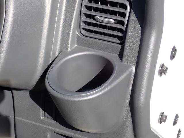 キャリイトラック KC エアコン・パワステ 7型 2WD 5速マニュアル セーフティサポート非装着車 キーレス パワーウィンドー オートライト リヤパーキングセンサー AM/FMラジオ 3方開(27枚目)