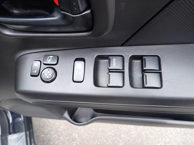 ワゴンＲ ＨＹＢＲＩＤ　ＦＸ－Ｓ　３型　セーフティサポート　ナビ付き　アダプティブクルーズコントロール　車線逸脱抑制機能　ステアリングオーディオスイッチ　フロントシートサイドエアバッグ　カーテンエアバッグ　アイドリングストップ　キーレスプッシュスタート　スマートキー（15枚目）