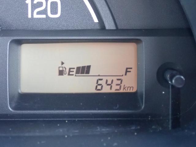 キャリイトラック KC エアコン・パワステ 7型 4WD セーフティサポート パートタイム4WD 5MT キーレス パワーウィンドー アイドリングストップ AM/FMラジオ 3方開(19枚目)