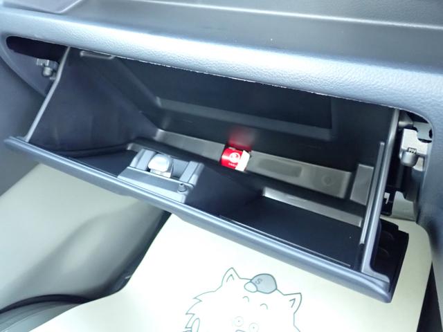 キャリイトラック KC エアコン・パワステ 7型 4WD セーフティサポート パートタイム4WD 5MT キーレス パワーウィンドー アイドリングストップ AM/FMラジオ 3方開(32枚目)