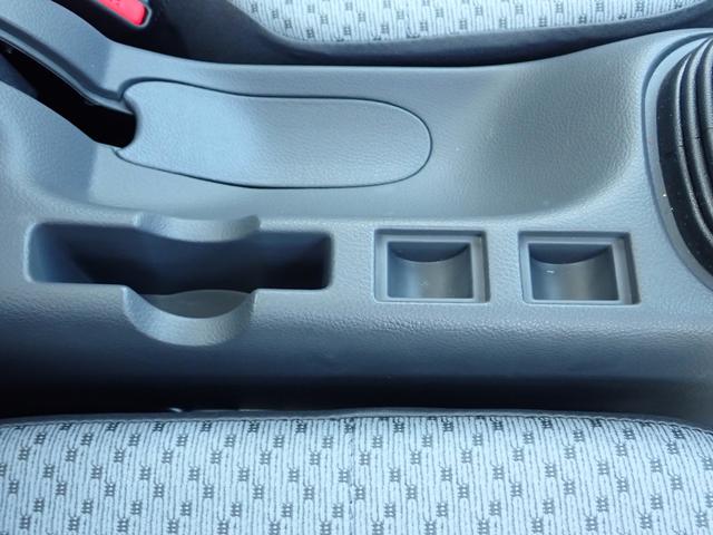 キャリイトラック KC エアコン・パワステ 7型 4WD セーフティサポート パートタイム4WD 5MT キーレス パワーウィンドー アイドリングストップ AM/FMラジオ 3方開(37枚目)