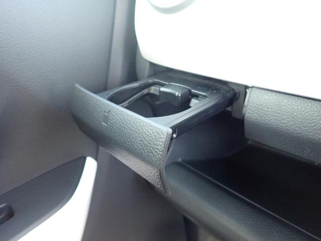 ハスラー Ｇ　２型　メモリーナビ付　レーダーブレーキ　エネチャージ　誤発進抑制機能　エマージェンシーストップシグナル　ＥＴＣ　キーレスプッシュスタート　スマートキー　アイドリングストップ　運転席・助手席シートヒーター　フロアマット　ドアバイザー（39枚目）