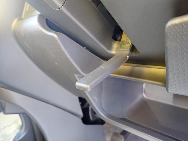 �y�`���g�X�e�A�����O�z�g����̊i�ɉ����āA�D�݂̈ʒu�Ƀn���h���̍����𒲐����邱�Ƃ��ł��܂��I