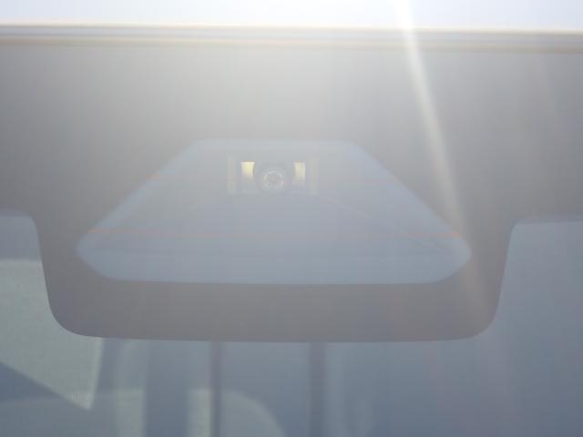 ワゴンＲスマイル ＨＹＢＲＩＤ　Ｘ　３型　全方位カメラ付ナビ　ドラレコ　特別仕様車「クリームコーデ」　スズキコネクト対応通信機　セーフティサポート　両側パワースライド　ＡＣＣ　ヘッドアップディスプレイ　ＬＥＤヘッド＆ポジション＆フォグ　電動パーキング＆ブレーキホールド（15枚目）