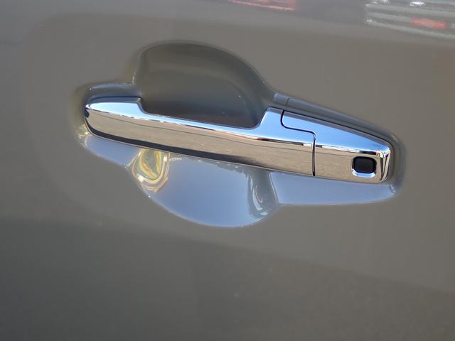 ワゴンＲスマイル ＨＹＢＲＩＤ　Ｘ　３型　全方位カメラ付ナビ　ドラレコ　特別仕様車「クリームコーデ」　スズキコネクト対応通信機　セーフティサポート　両側パワースライド　ＡＣＣ　ヘッドアップディスプレイ　ＬＥＤヘッド＆ポジション＆フォグ　電動パーキング＆ブレーキホールド（62枚目）