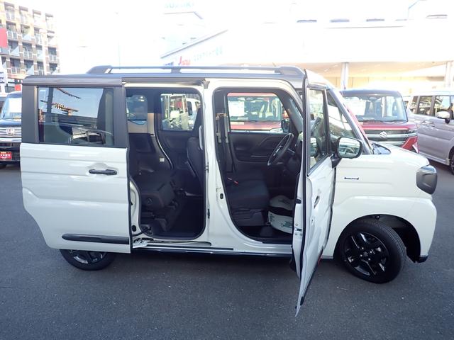 スペーシア ギア　ＨＹＢＲＩＤ　ＸＺ　全方位カメラ付ナビ　スズキコネクト　セーフティサポート　ドラレコ　両側パワースライド　アダプティブクルーズコントロール　電動パーキング＆ブレーキホールド　ヘッドアップディスプレイ　ＬＥＤヘッドランプ　サイド＆カーテンエアバッグ（7枚目）