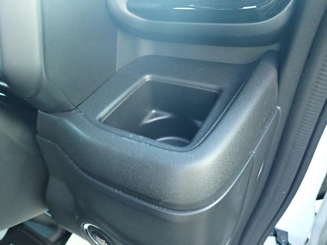 スペーシア ギア　ＨＹＢＲＩＤ　ＸＺ　全方位カメラ付ナビ　スズキコネクト　セーフティサポート　ドラレコ　両側パワースライド　アダプティブクルーズコントロール　電動パーキング＆ブレーキホールド　ヘッドアップディスプレイ　ＬＥＤヘッドランプ　サイド＆カーテンエアバッグ（52枚目）