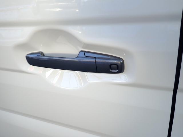 スペーシア ギア　ＨＹＢＲＩＤ　ＸＺ　全方位カメラ付ナビ　スズキコネクト　セーフティサポート　ドラレコ　両側パワースライド　アダプティブクルーズコントロール　電動パーキング＆ブレーキホールド　ヘッドアップディスプレイ　ＬＥＤヘッドランプ　サイド＆カーテンエアバッグ（61枚目）