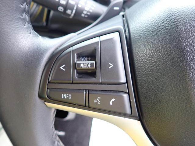 �y�X�e�A�����O�I�[�f�B�I�X�C�b�`�z�茳�ő��삪�ł���̂ŁA�^�]������������炷���ƂȂ��W���ł��܂��I�Ƃ��Ă��֗��ł���􁦑Ή��̃i�r�E�I�[�f�B�I�ƘA���B