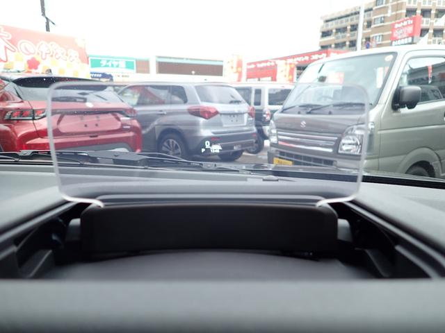 �y�w�b�h�A�b�v�f�B�X�v���C�z�ԑ���V�t�g�ʒu�A�u���[�L�T�|�[�g�̌x���ȂǁA�~������񂪃_�b�V���{�[�h��ɕ\������A���[�^�[�p�l�������Ȃ��Ă��m�F�ł��܂��B���S�^�]�ɍv�����܂��I