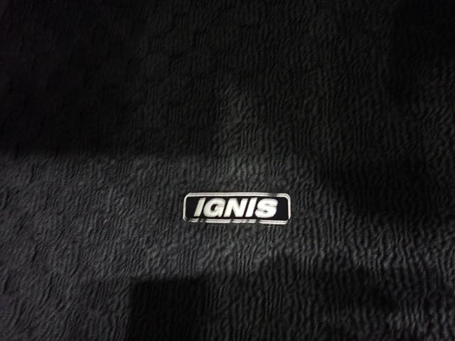 �y�t���A�}�b�g�z�����ƈӊO�ɍ����w�����t���A�}�b�g�x���t���Ă��܂��i�O�Q�O�j