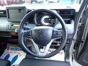 スポーティなデザイン、いつまでもハンドルを握っていたくなるような運転席です!!