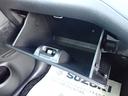 グローブボックス。小物入れも充実しています！物の置き場に困ることもありません！