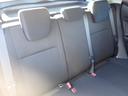 後部座席にも乗り心地が快適な素材を使用しています。是非一度ご来店いただき実際に座ってみてください♪