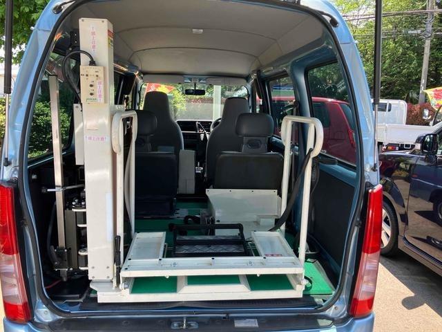 サンバーバン 　福祉車輌　両側スライドドア　ＡＴ　エアコン　パワーステアリング　パワーウィンドウ　運転席エアバッグ（19枚目）