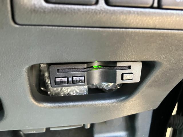 ムーヴ カスタム XリミテッドII SAIII ナビ・テレビ/Bluetooth接続/バックカメラ/全周囲カメラ/プッシュスタート/スマートキー/シートヒーター/オートエアコン/14インチアルミホイール(21枚目)