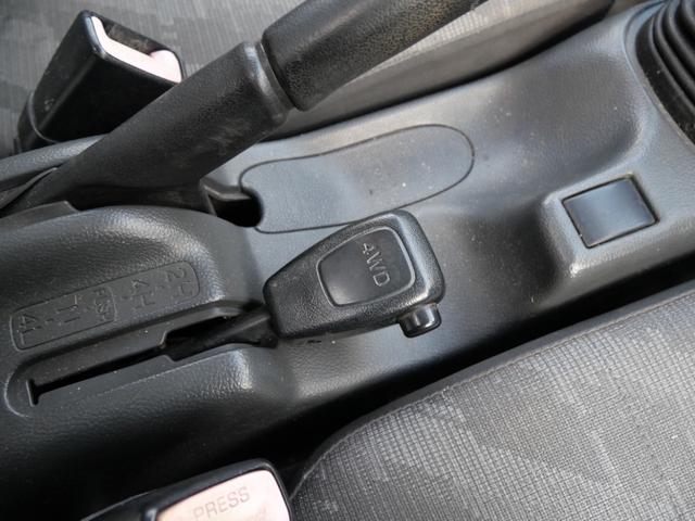 キャリイトラック ＫＣエアコン・パワステ　セレクト４ＷＤ　エアコン　パワーステアリング　ＣＤ　三方開　荷台ガード　荷台マット（22枚目）