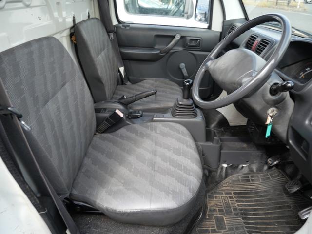 キャリイトラック ＫＣエアコン・パワステ　セレクト４ＷＤ　エアコン　パワーステアリング　ＣＤ　三方開　荷台ガード　荷台マット（24枚目）