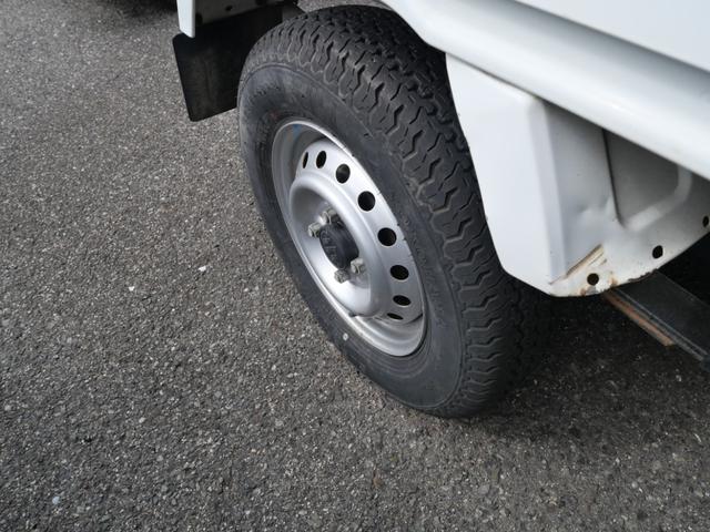 キャリイトラック ＫＣエアコン・パワステ　セレクト４ＷＤ　エアコン　パワーステアリング　三方開　カセット　荷台マット　荷台ガード（8枚目）